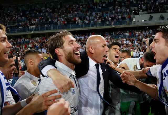 抬肩与收球 抬肩与收球