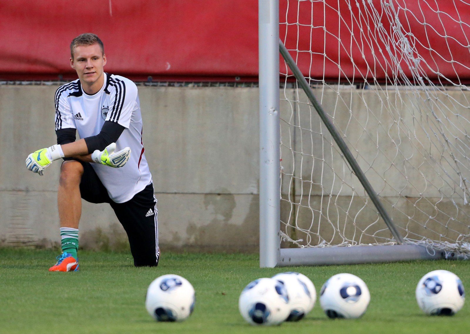 高效表现 高效表现